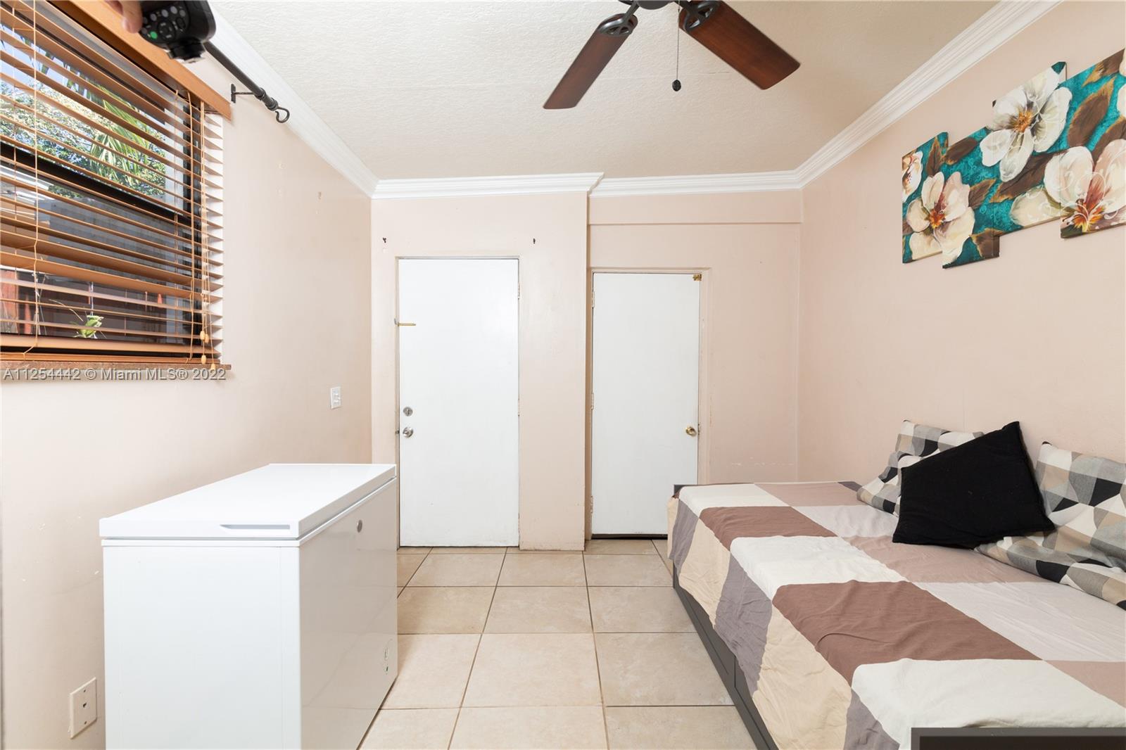 BEVERLY PARK - Residential