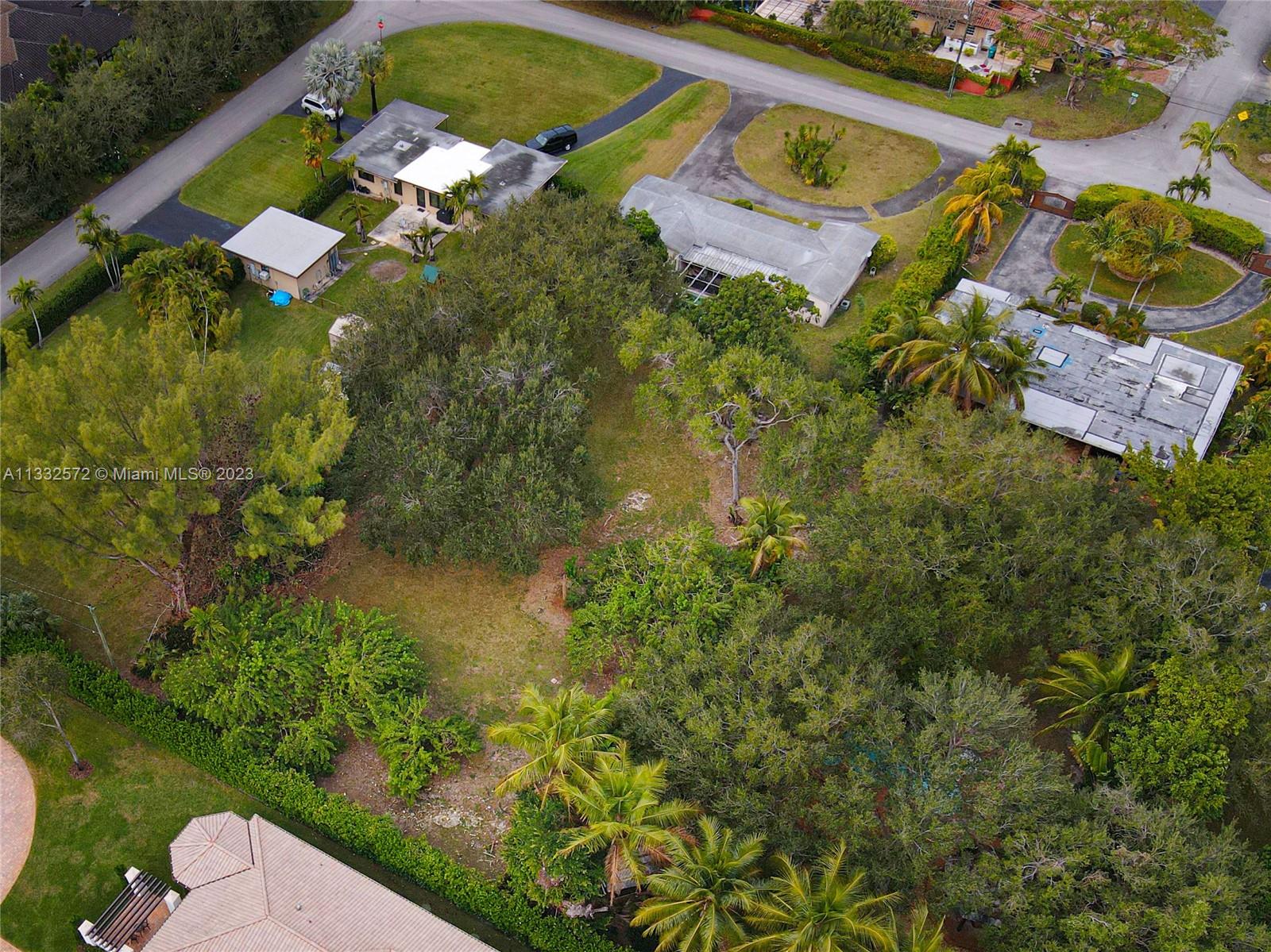 Photo 16 of 29 of 7930 SW 58 St house