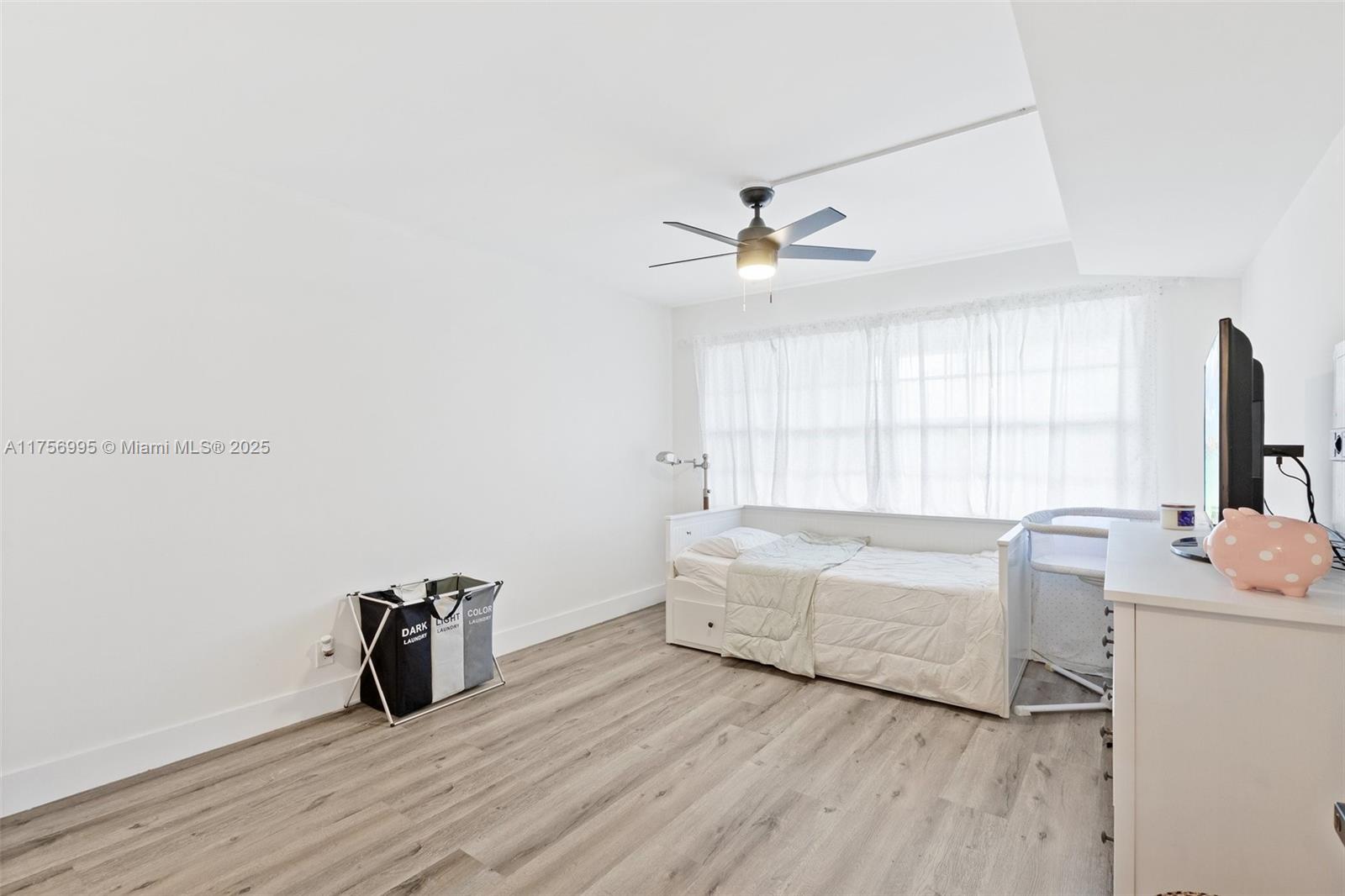 NO 122 PALM-AIRE COUNTRY - Residential