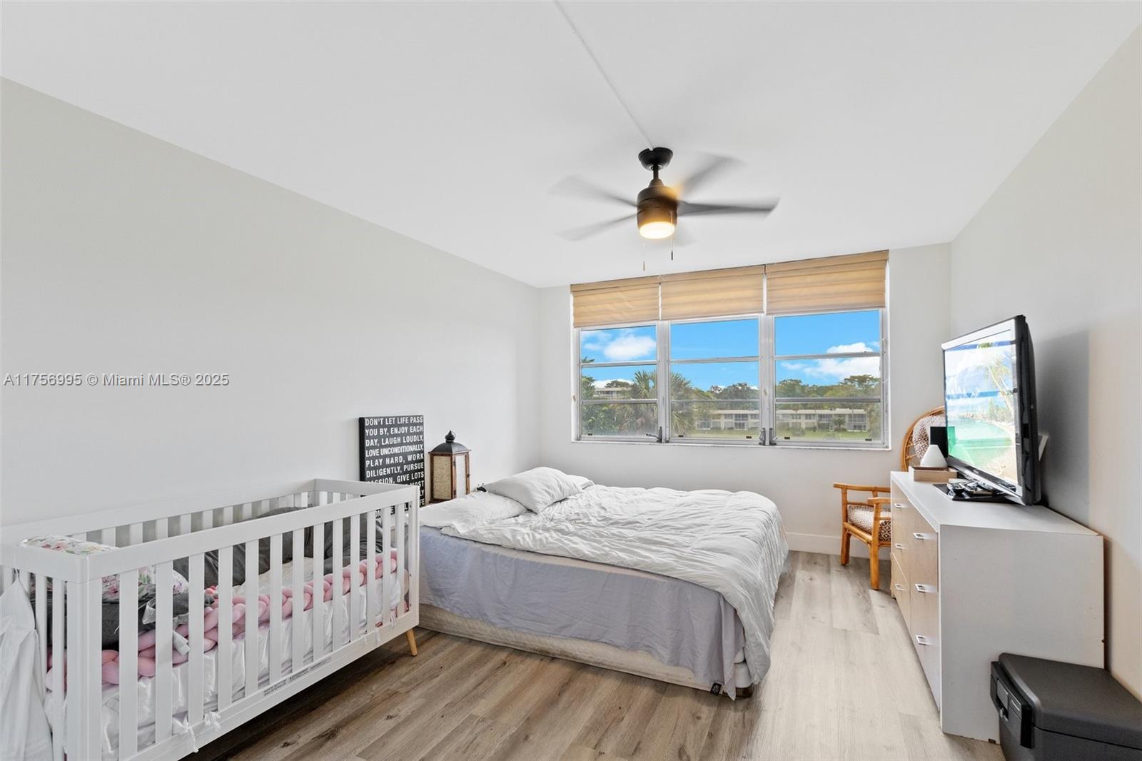 NO 122 PALM-AIRE COUNTRY - Residential