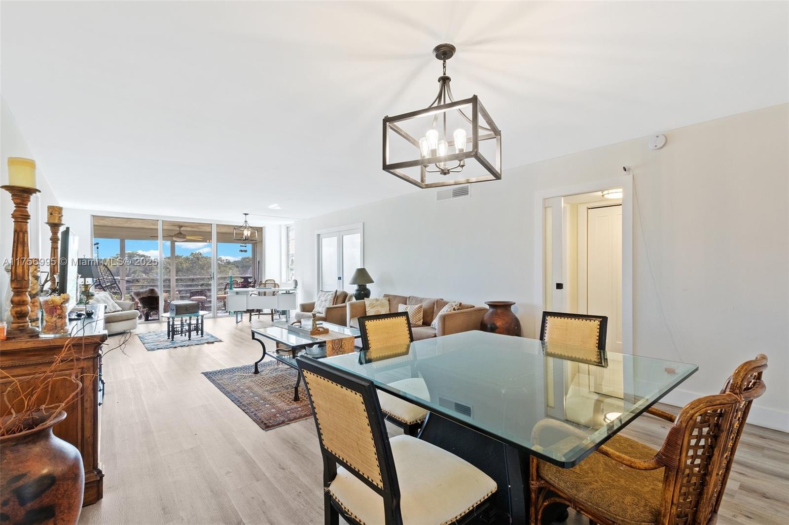 Property for Sale at 802 Cypress Grove Ln 409, Pompano Beach, Broward County, Florida - Bedrooms: 3 
Bathrooms: 3  - $350,000