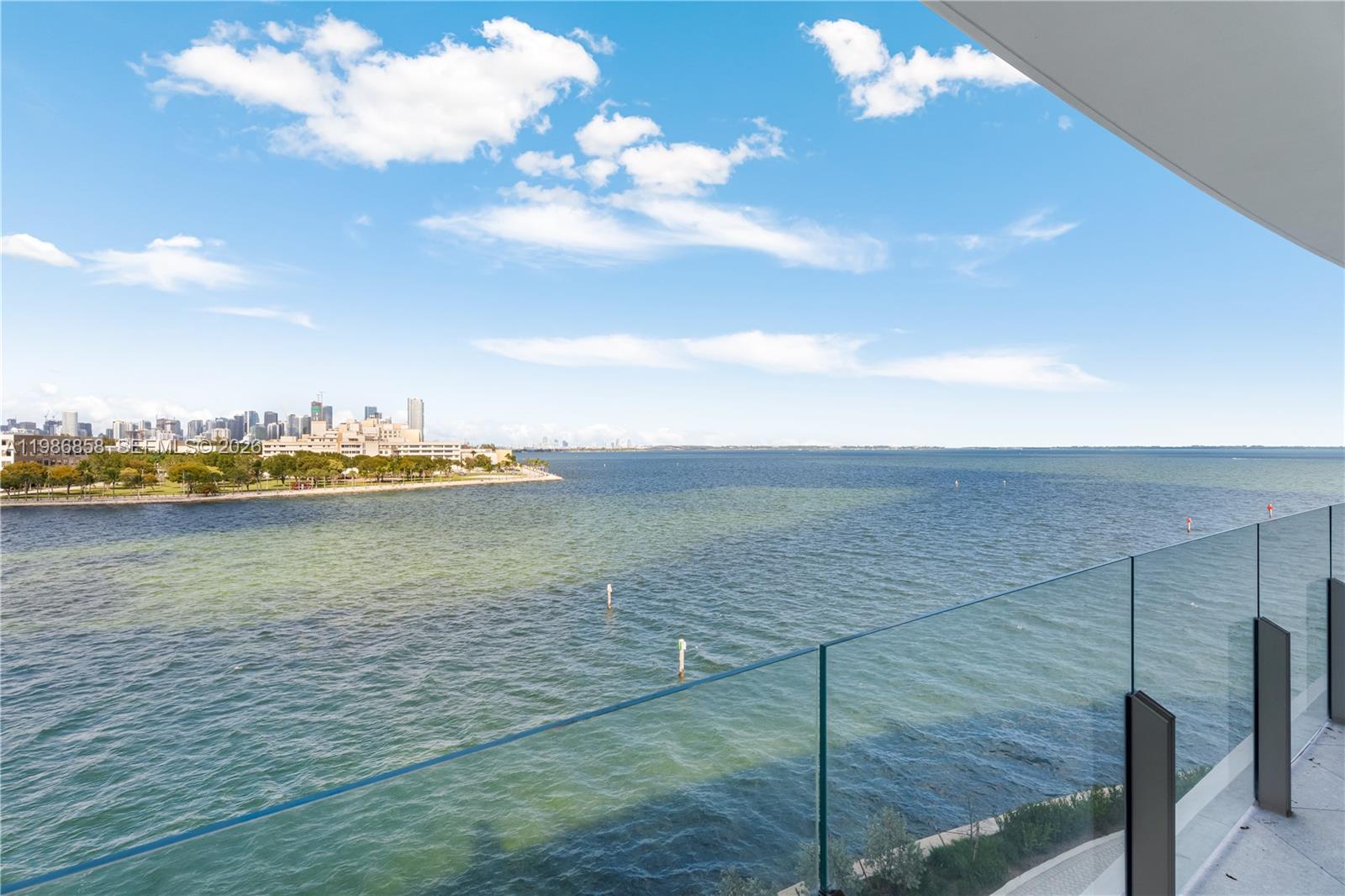 5 Grove Isle Dr L502