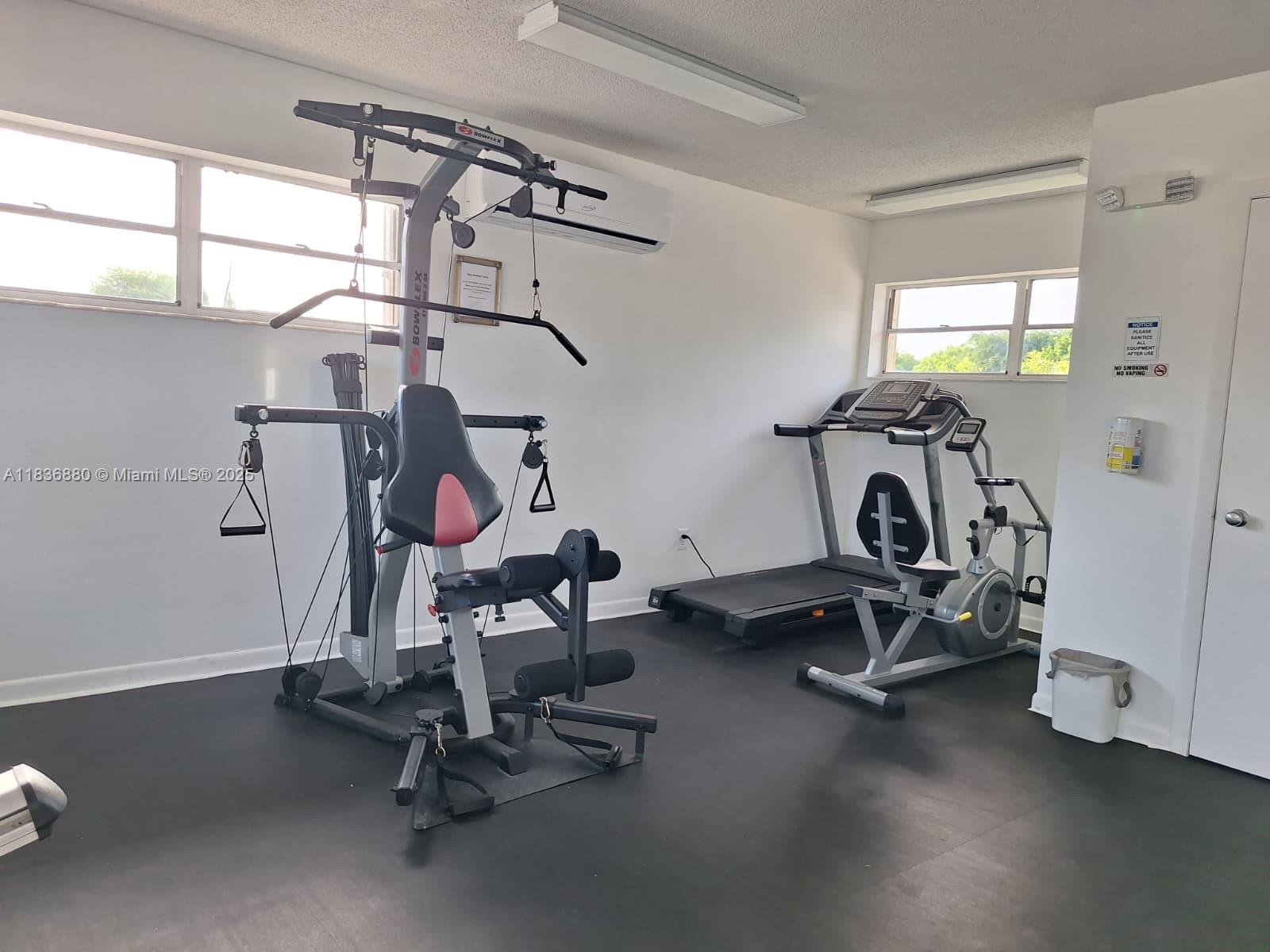 GATEWAY WEST CONDO - Residential Lease