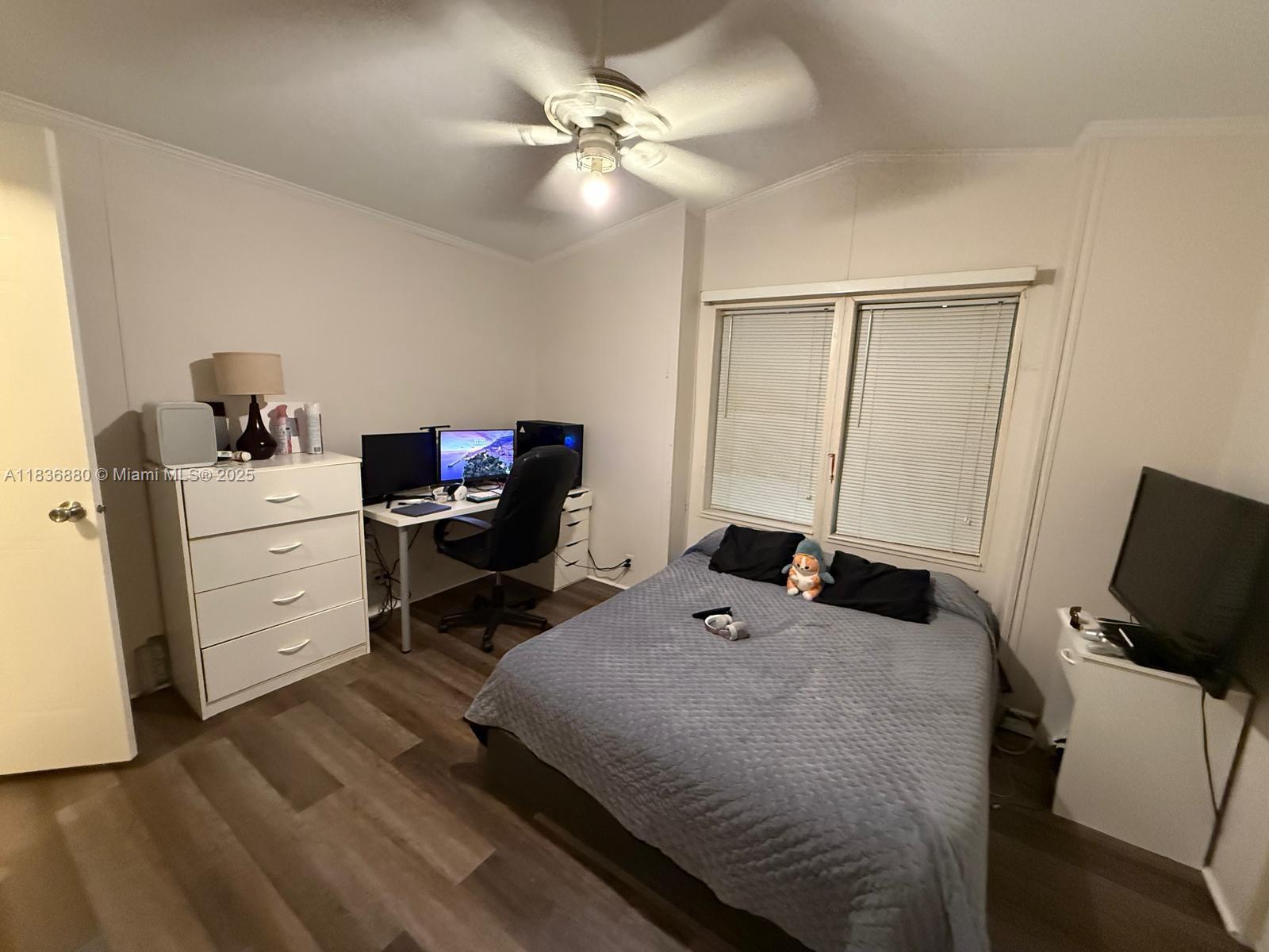 GATEWAY WEST CONDO - Residential Lease