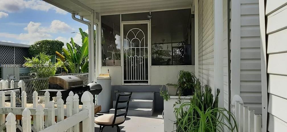 GATEWAY WEST CONDO - Residential Lease