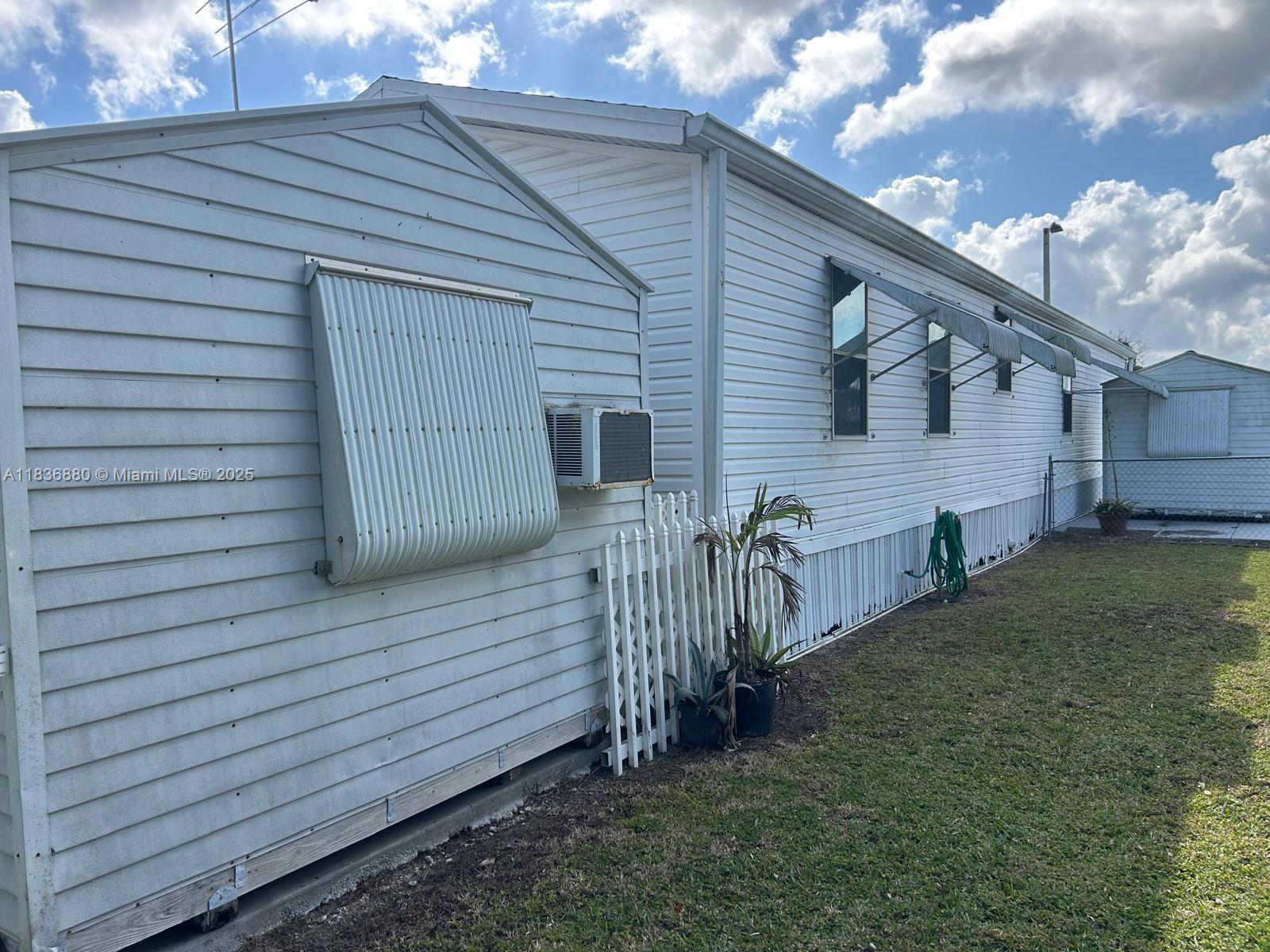 GATEWAY WEST CONDO - Residential Lease