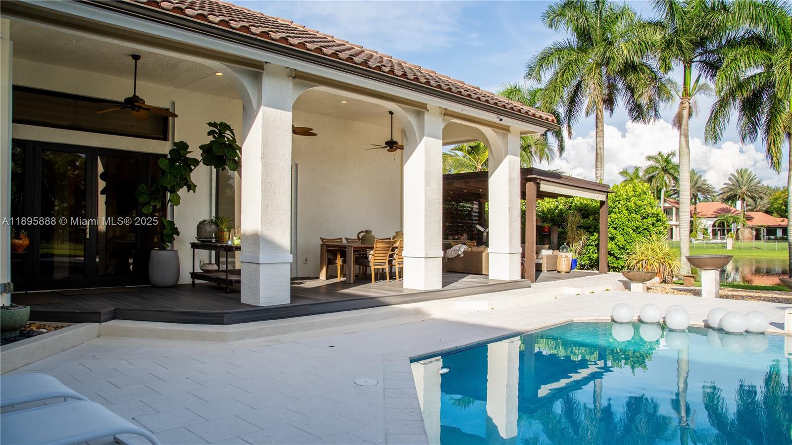 WINDMILL RANCH ESTATES - Residential Lease