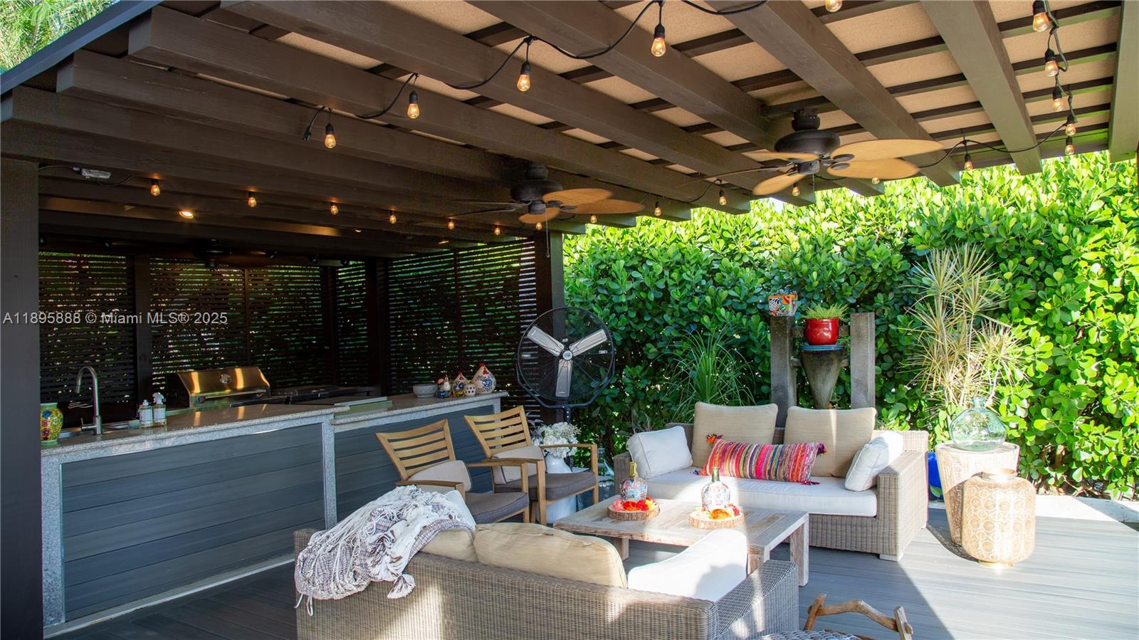 WINDMILL RANCH ESTATES - Residential Lease