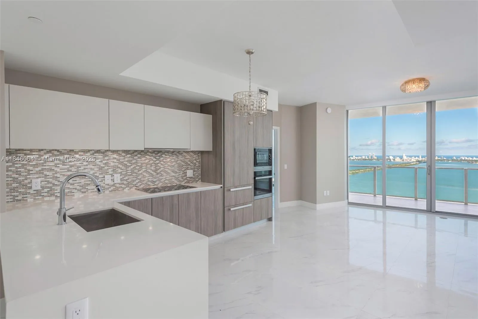 Miami, Florida 33137, United States, 2 Bedrooms Bedrooms, ,3 BathroomsBathrooms,Residential,Active,178270
