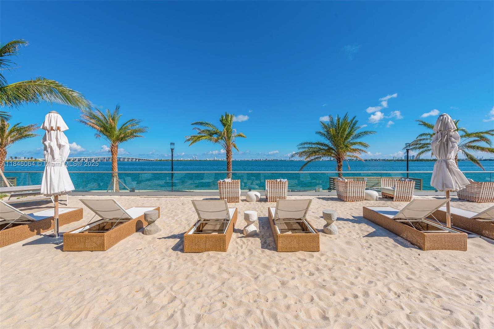 BISCAYNE BEACH CONDO - Residential