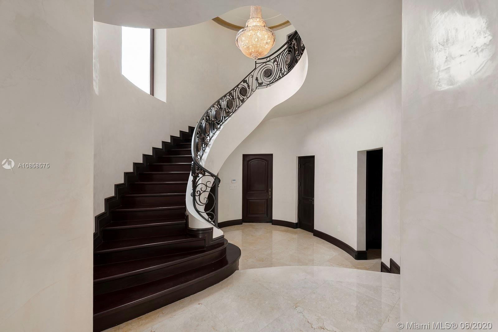 LA GORCE GOLF SUB - Residential