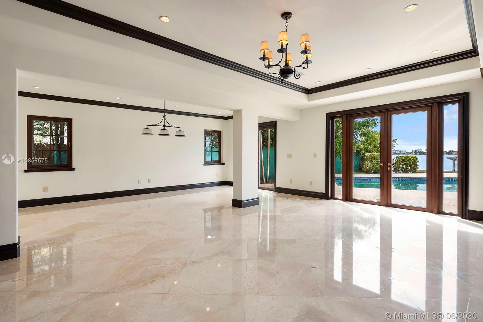 LA GORCE GOLF SUB - Residential