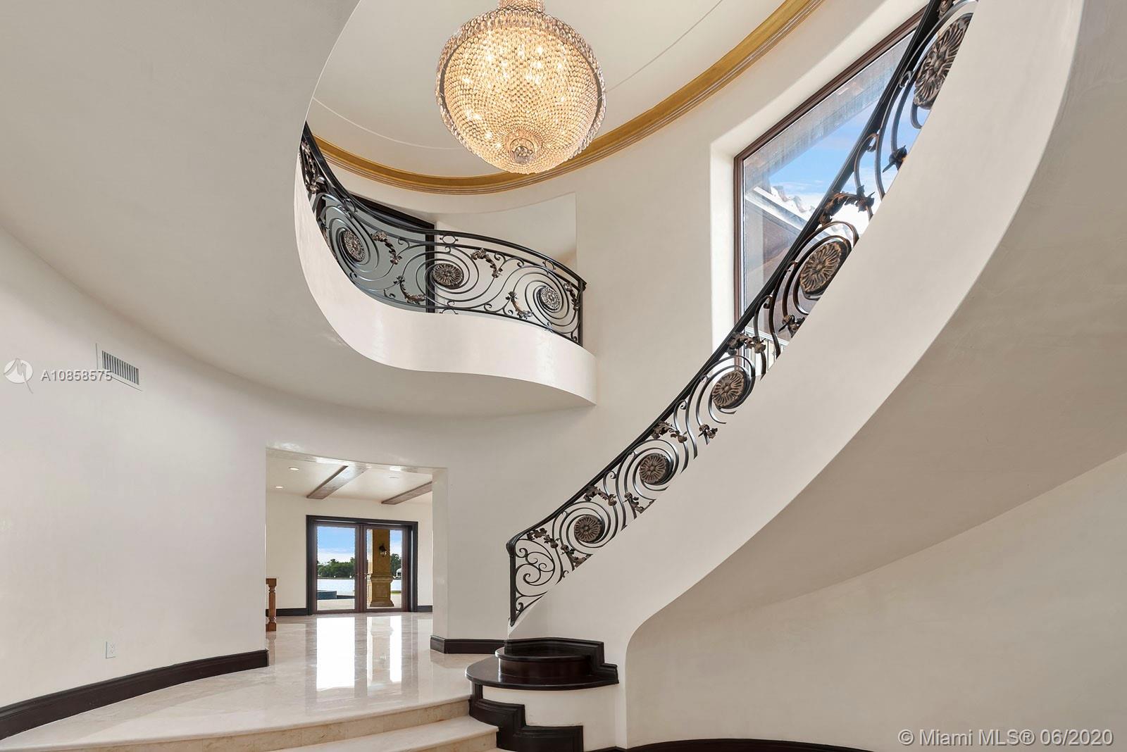 LA GORCE GOLF SUB - Residential