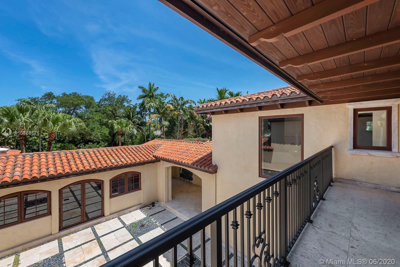 LA GORCE GOLF SUB - Residential