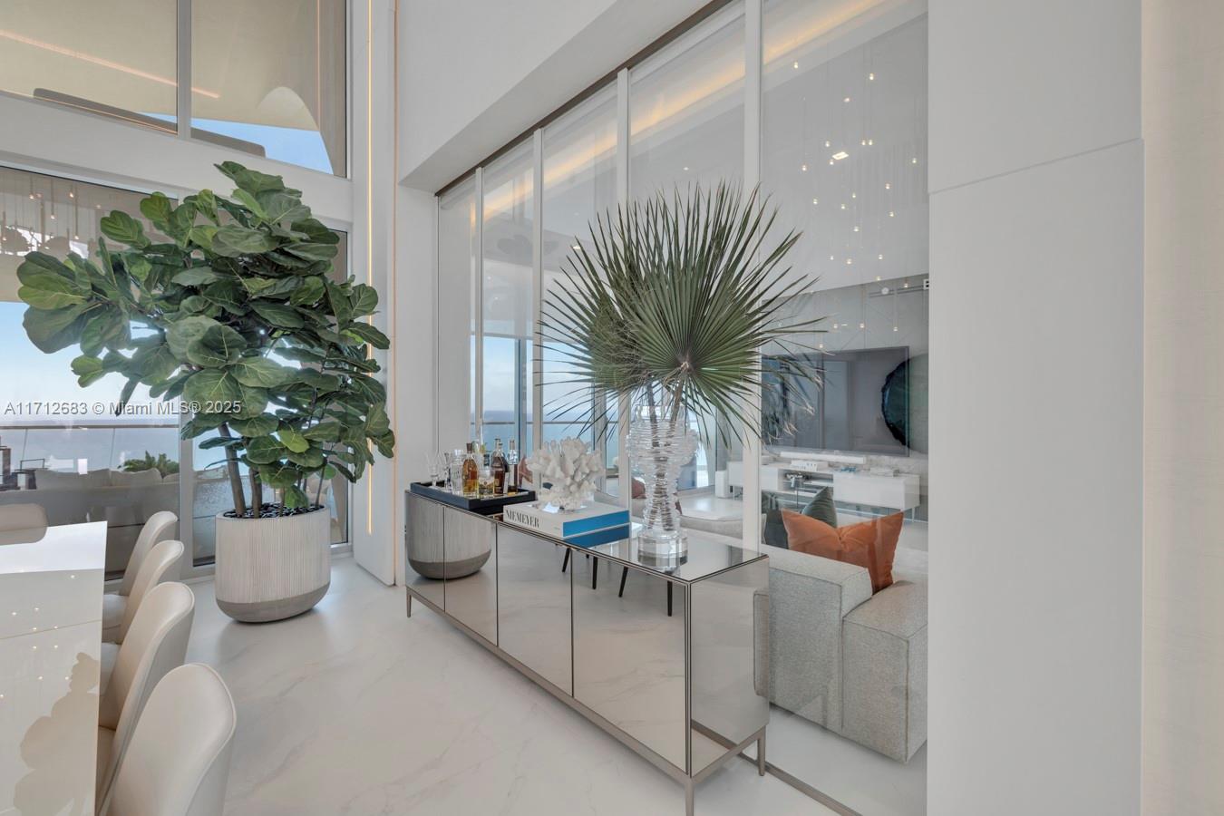 JADE SIGNATURE CONDO - Residential