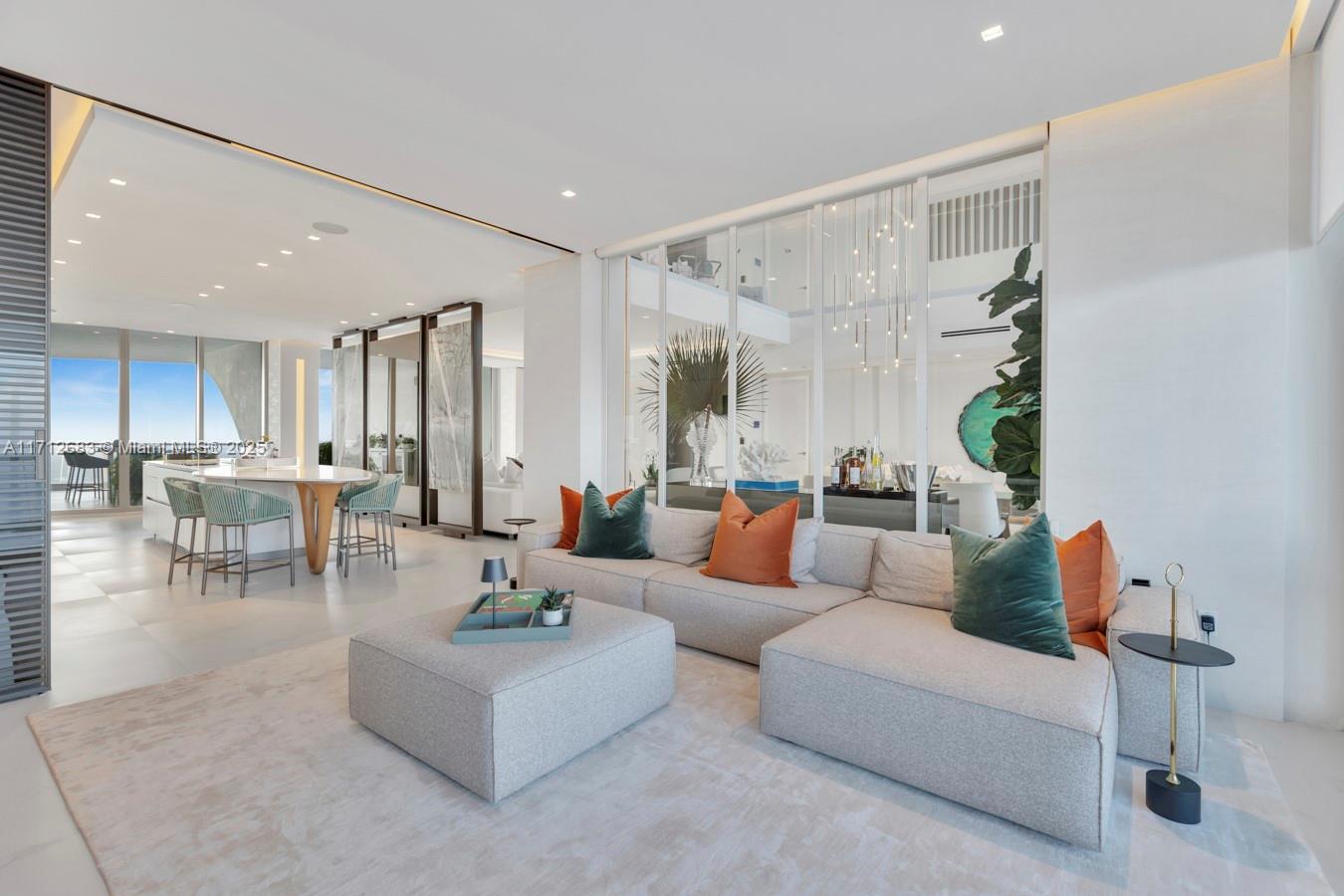 JADE SIGNATURE CONDO - Residential