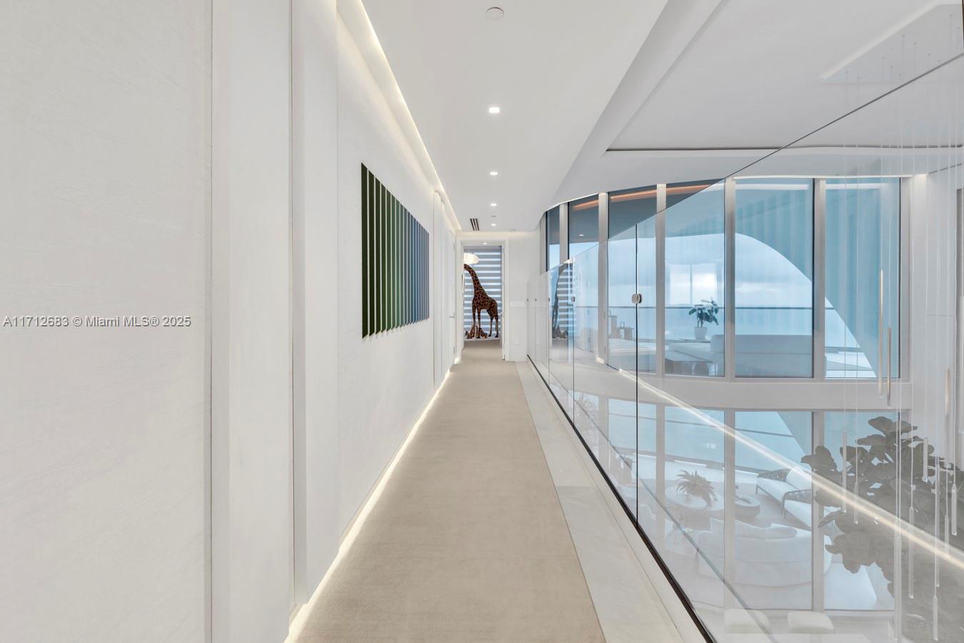 JADE SIGNATURE CONDO - Residential