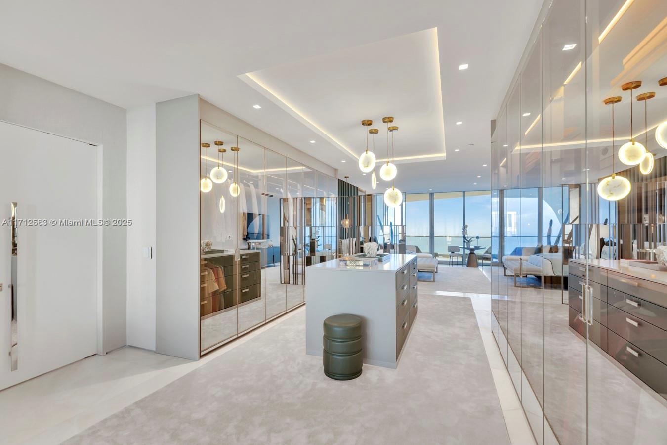 JADE SIGNATURE CONDO - Residential