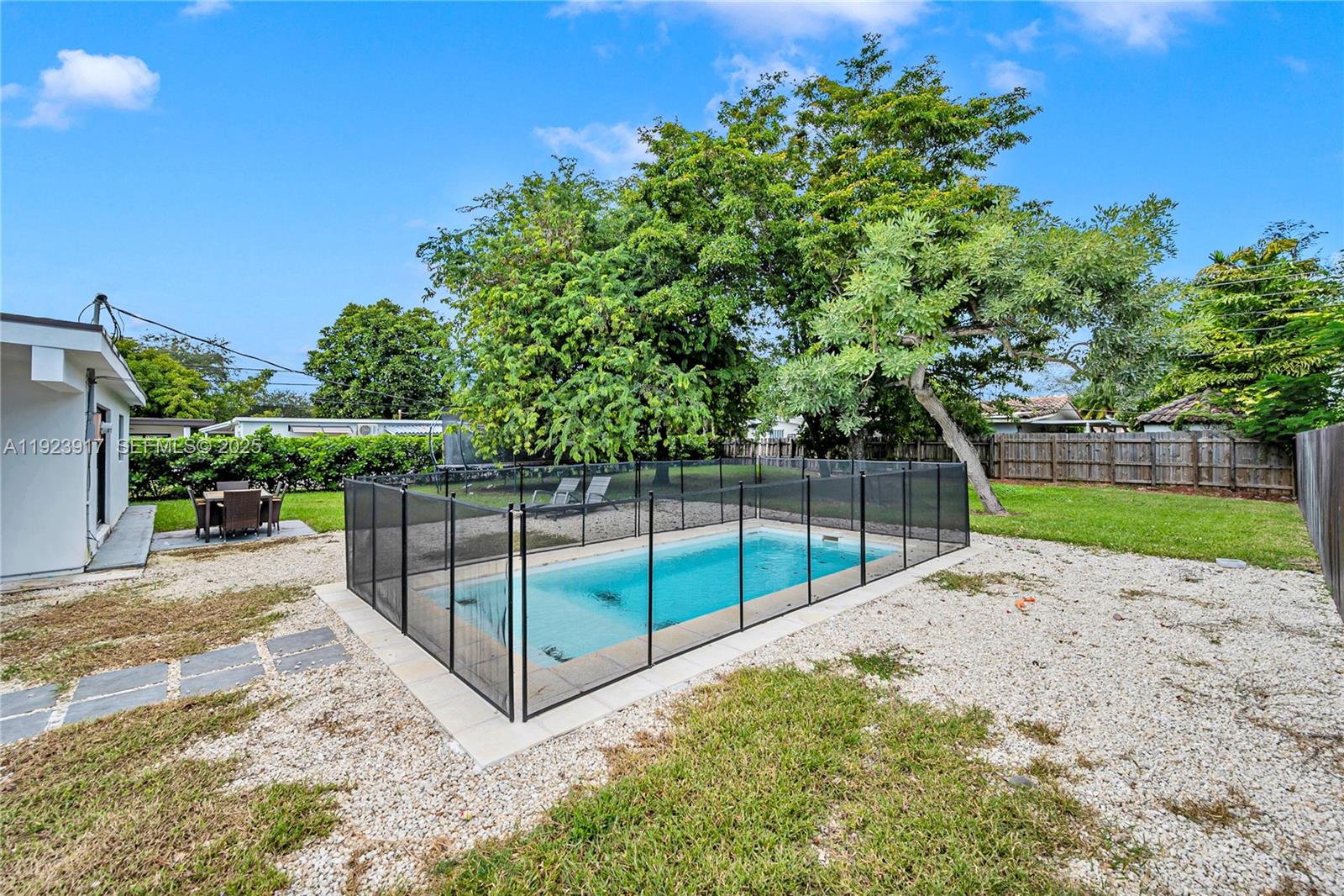 BIRD ROAD TERRACE - Residential