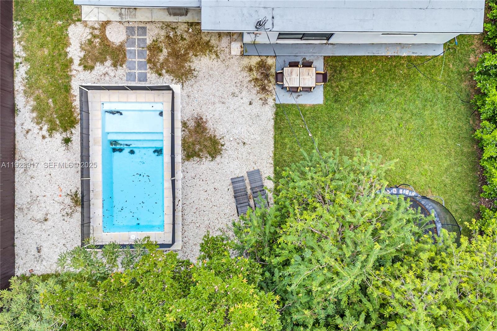 BIRD ROAD TERRACE - Residential