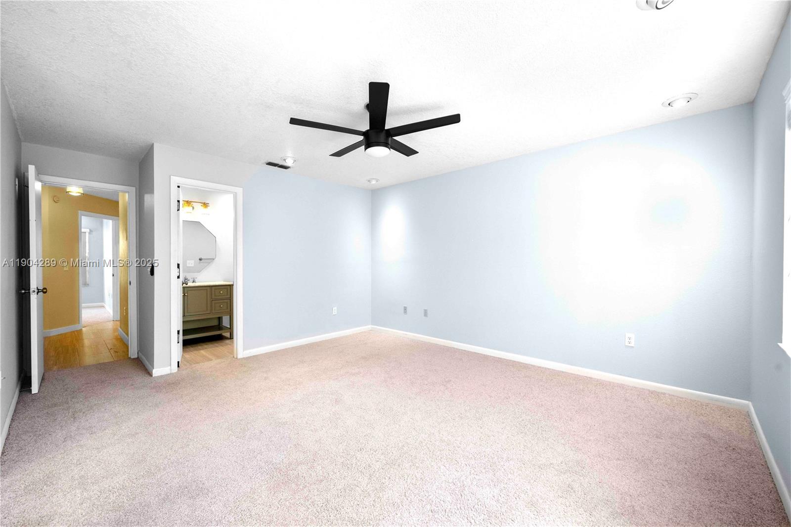 OAK Harbour SEC 4 - Residential