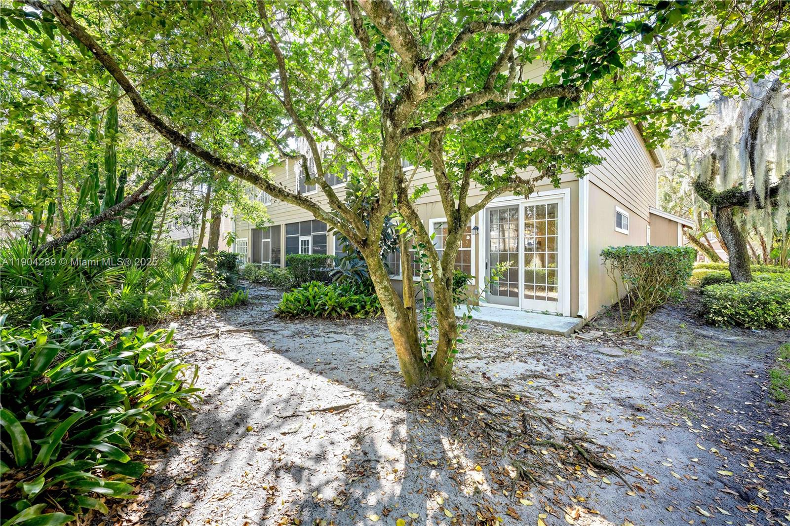 OAK Harbour SEC 4 - Residential