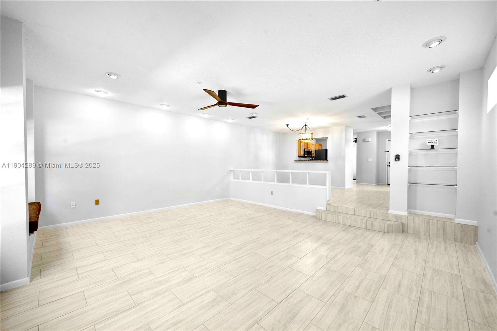 OAK Harbour SEC 4 - Residential