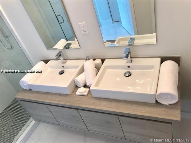 400 SUNNY ISLES CONDO EAS - Residential