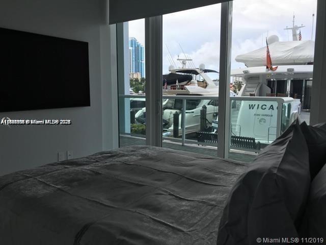 400 SUNNY ISLES CONDO EAS - Residential