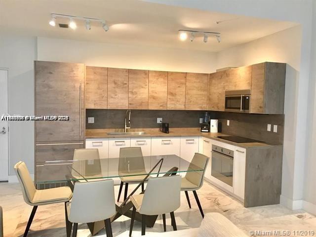 400 SUNNY ISLES CONDO EAS - Residential