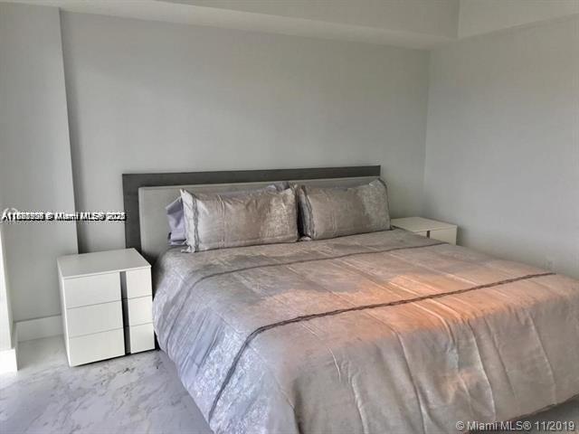 400 SUNNY ISLES CONDO EAS - Residential