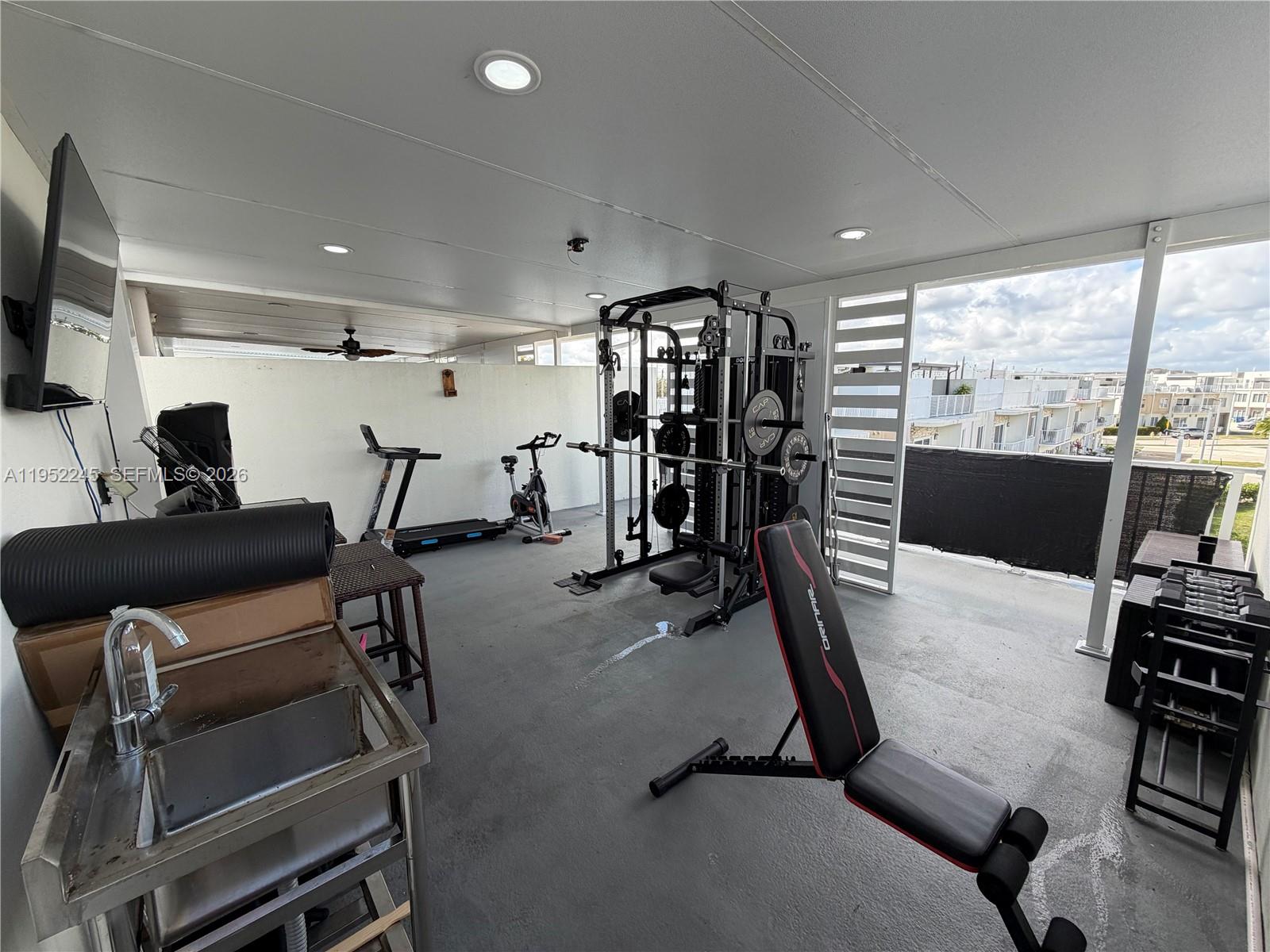 PARADISE GARDENS - Residential