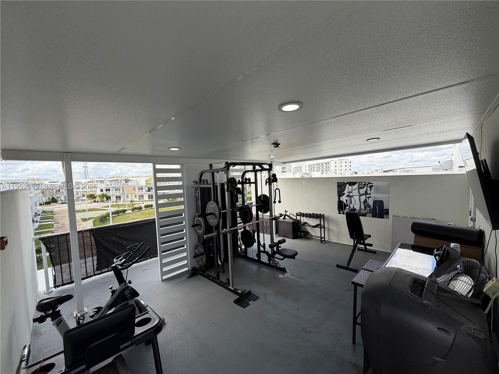 PARADISE GARDENS - Residential