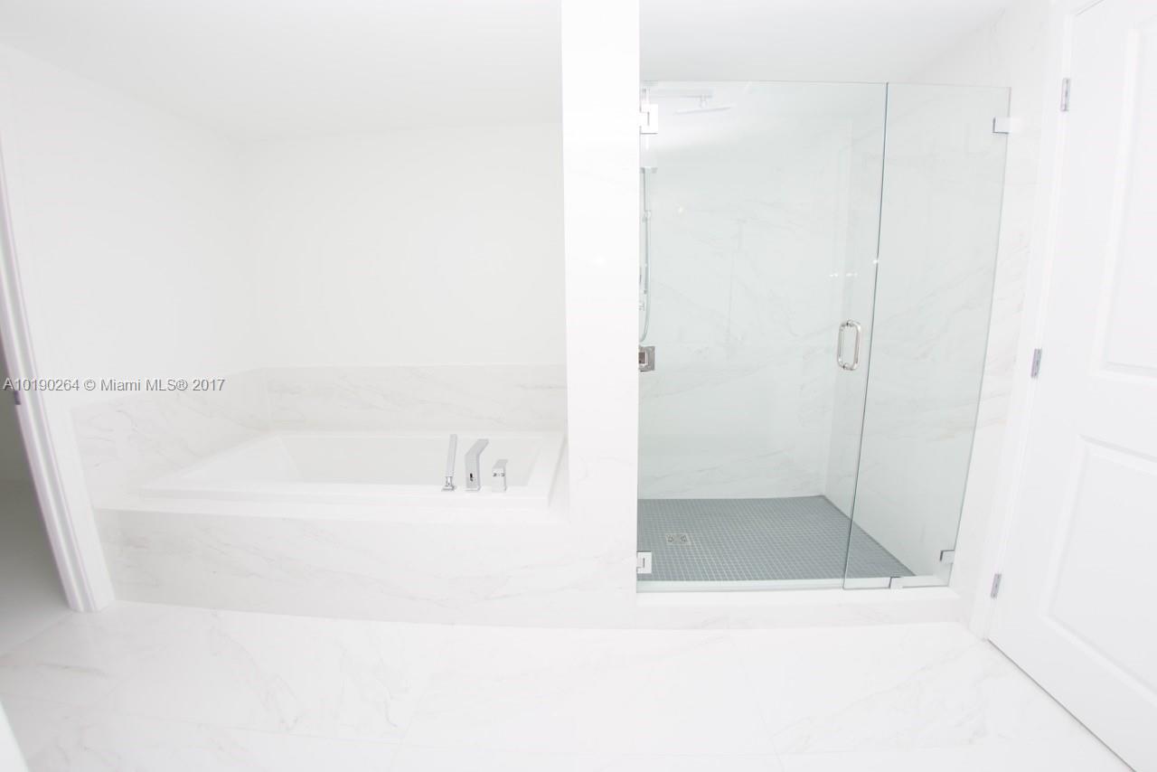 400 Sunny Isles Condo Eas - Residential Lease