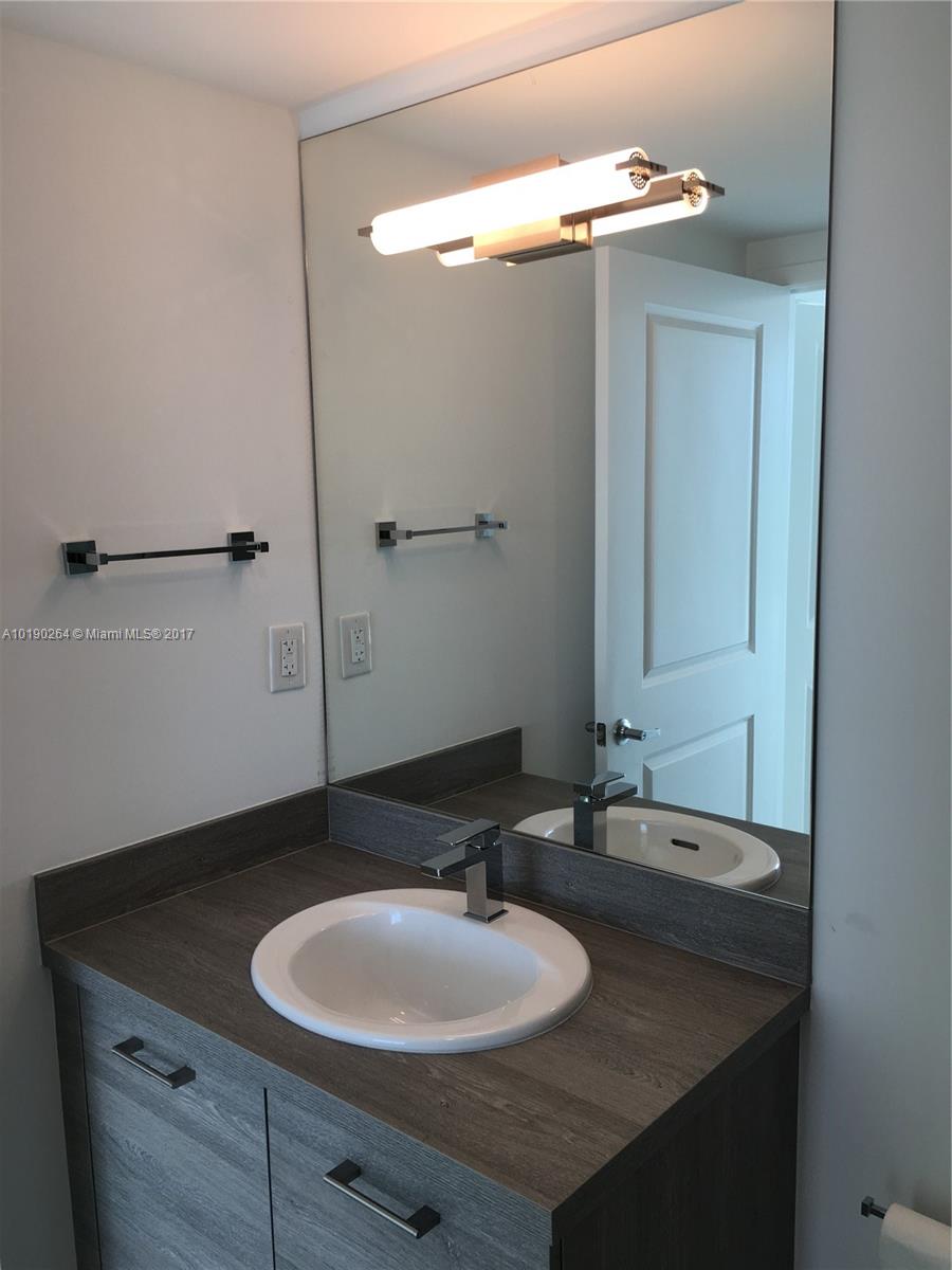 400 Sunny Isles Condo Eas - Residential Lease