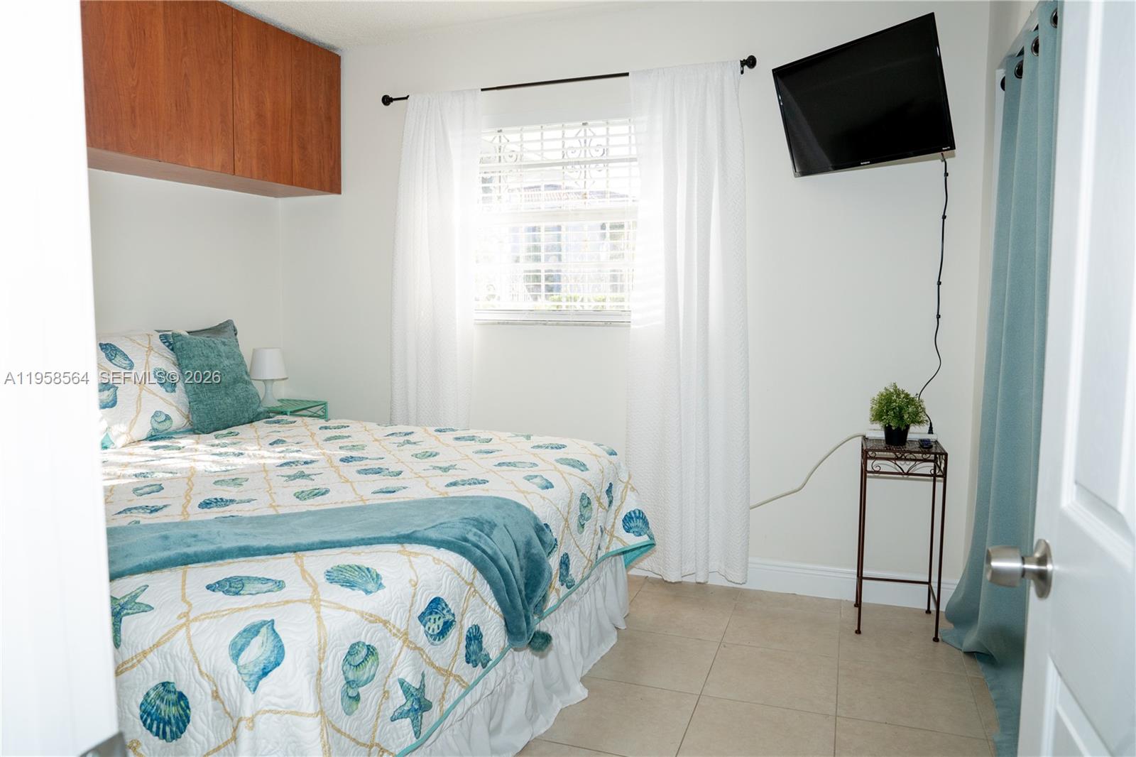 VILLA BISCAYA JARDINES CO - Residential