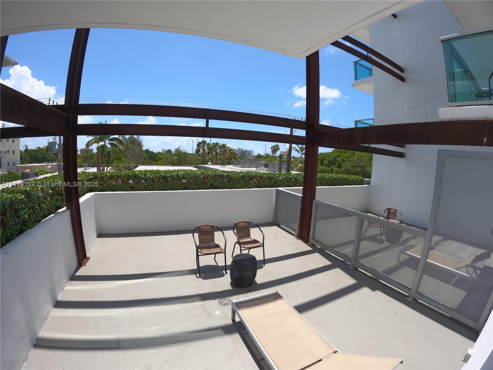 Property for Sale at 1215 West Ave 311, Miami Beach, Miami-Dade County, Florida - Bedrooms: 1 
Bathrooms: 1  - $324,900
