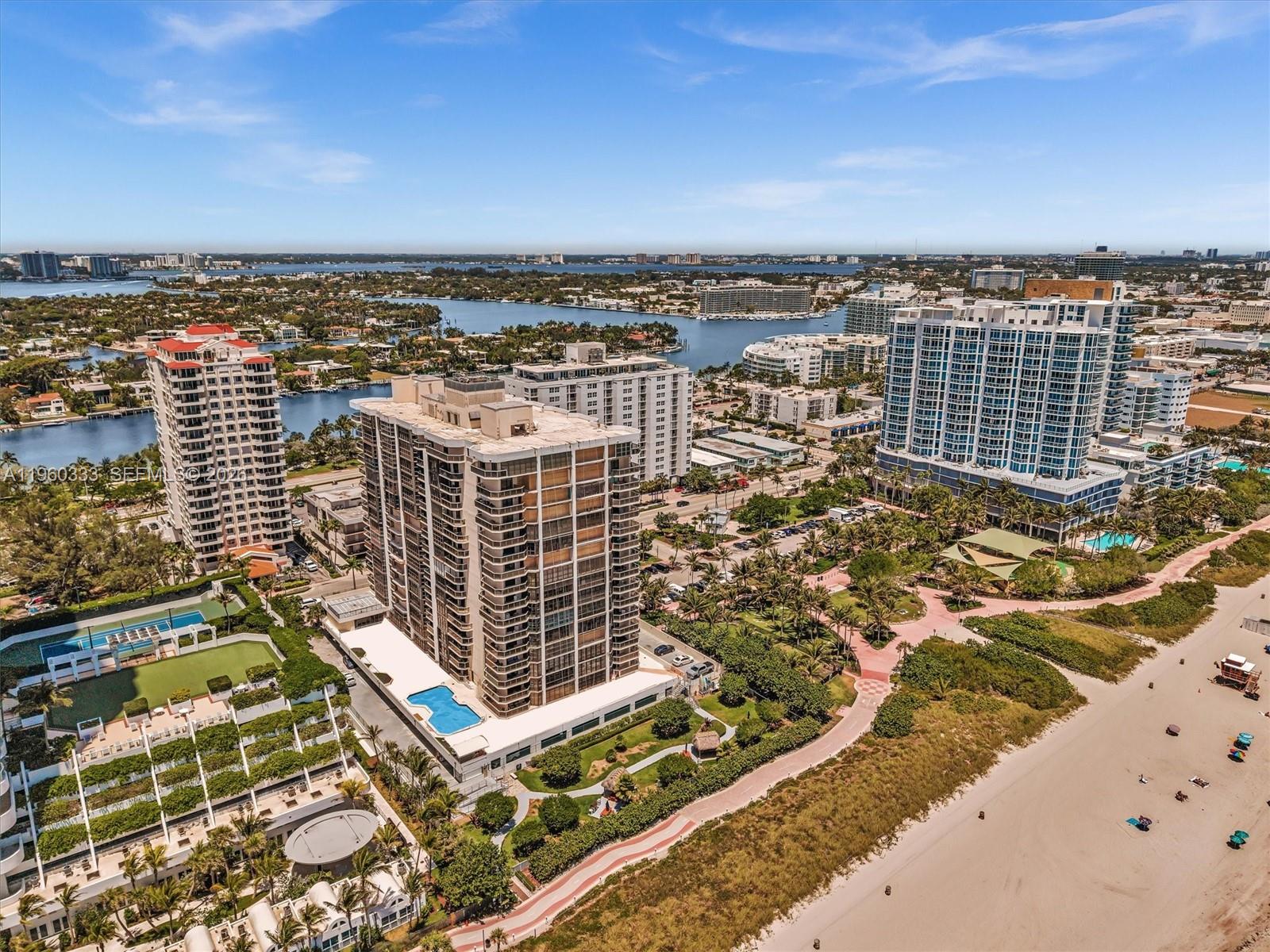 MAR DEL PLATA CONDO - Residential