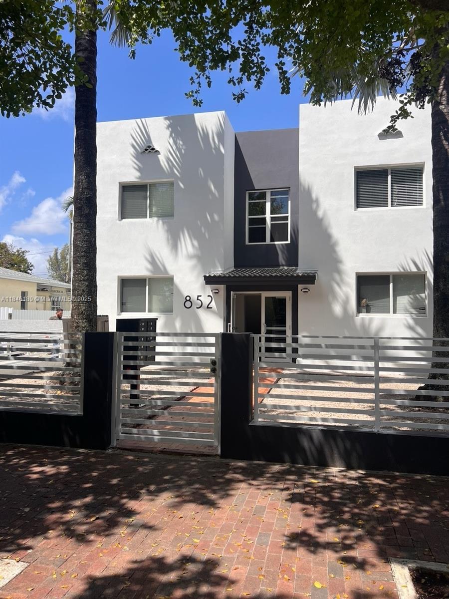 Great location front of the Cuban memorial park. 200 yard from calle ocho ,very nice unit ,impact window ,minisplit a/c ,washer and dryer inside unit