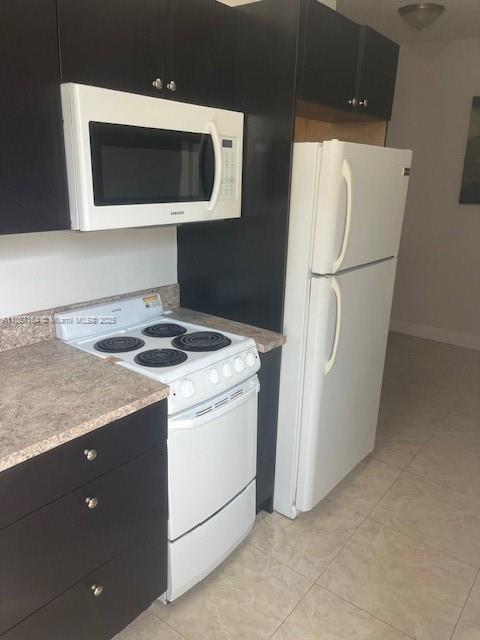 1 Bedroom, 1 Bath apartment, efficiency with private side entrance. Tile floors, Large refrigerator, Range, Microwave, separate a/c with your own thermostat. Comfortable for 2 persons max. Outide area good for afternoon BBQ's. Background police report needed and Landlord will order his own background check also. Requirements are 1st month and deposit. This apartment/efficiency is not Section 8 approved.