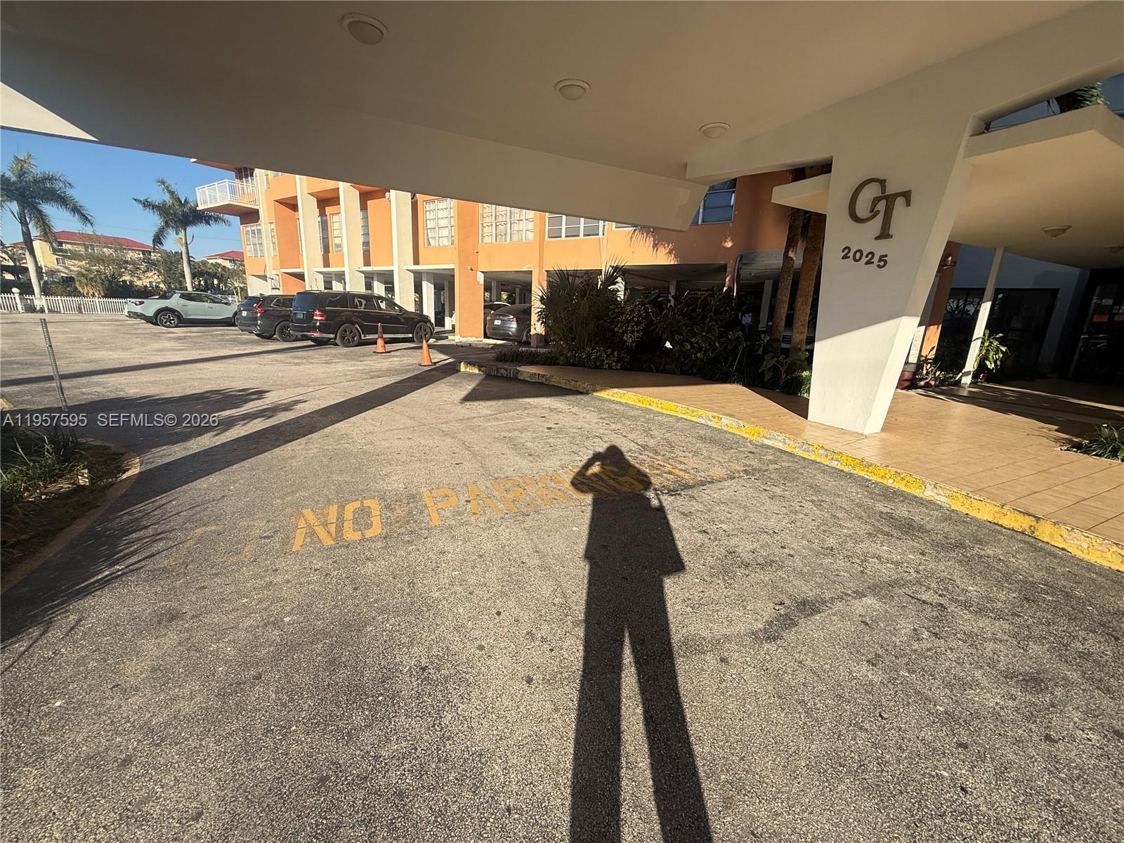 CRESTVIEW TOWERS CONDO - Residential Lease