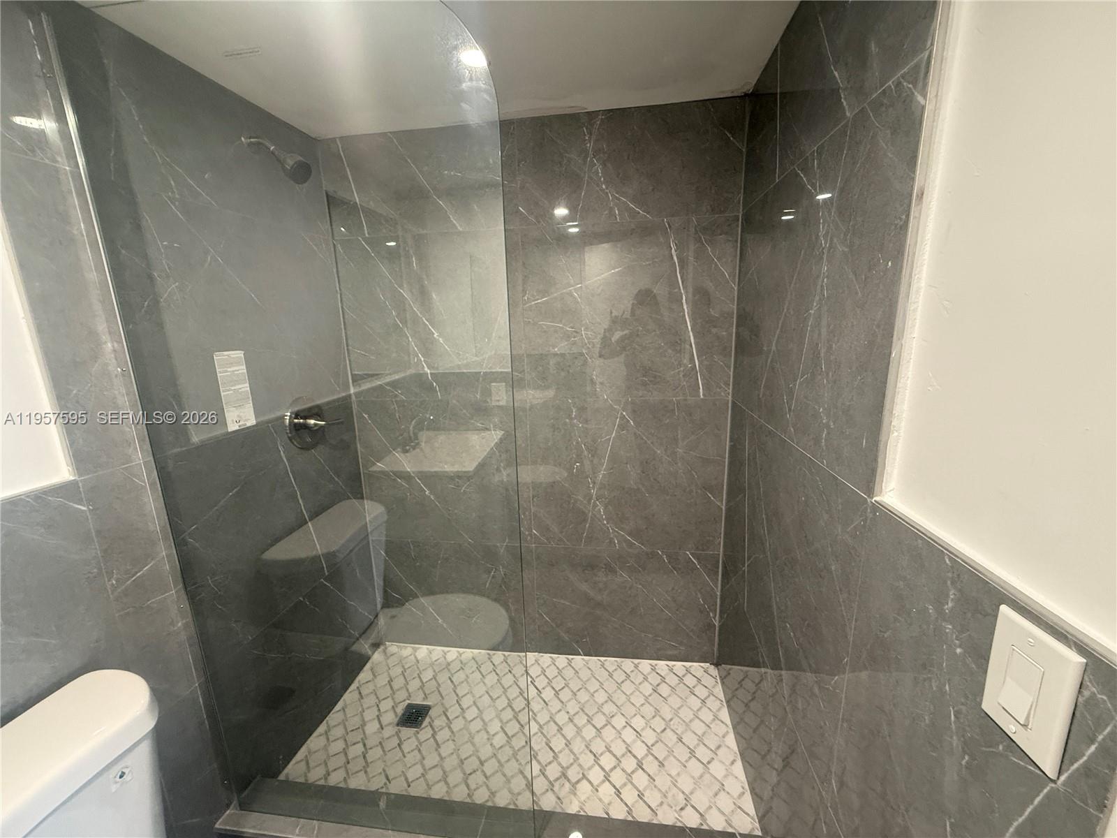 CRESTVIEW TOWERS CONDO - Residential Lease