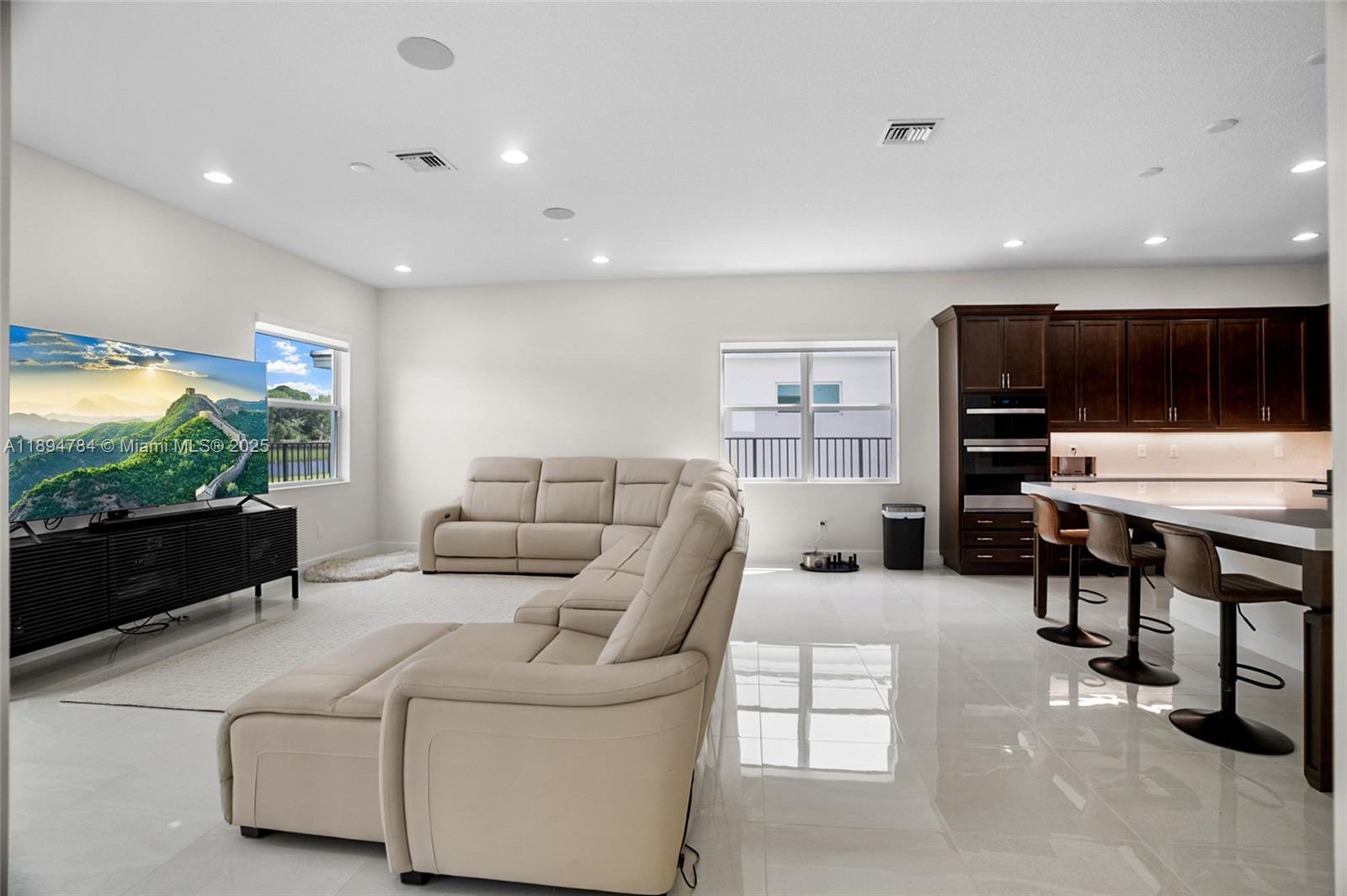 WOODLANDS OF WESTLAKE - Residential