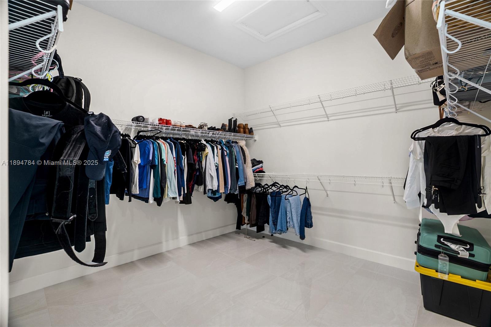 WOODLANDS OF WESTLAKE - Residential