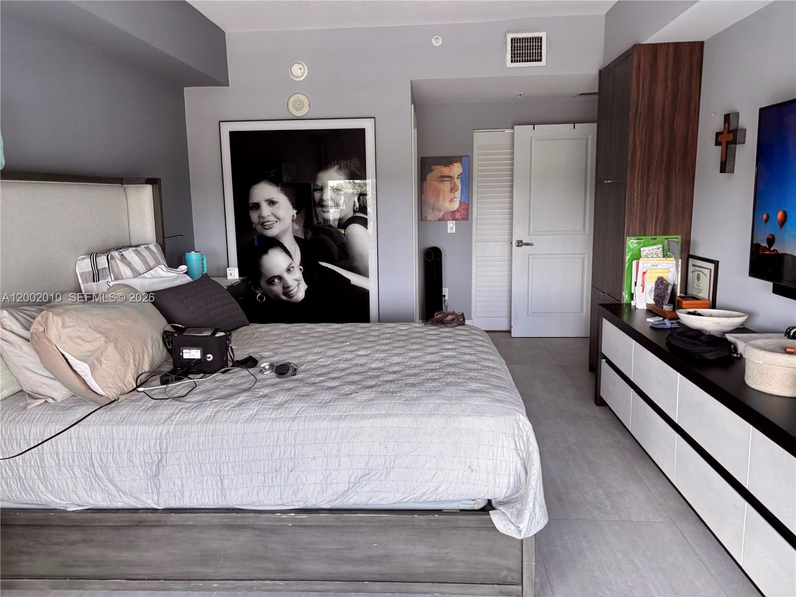 ROADS AT 21ST CONDO - Residential