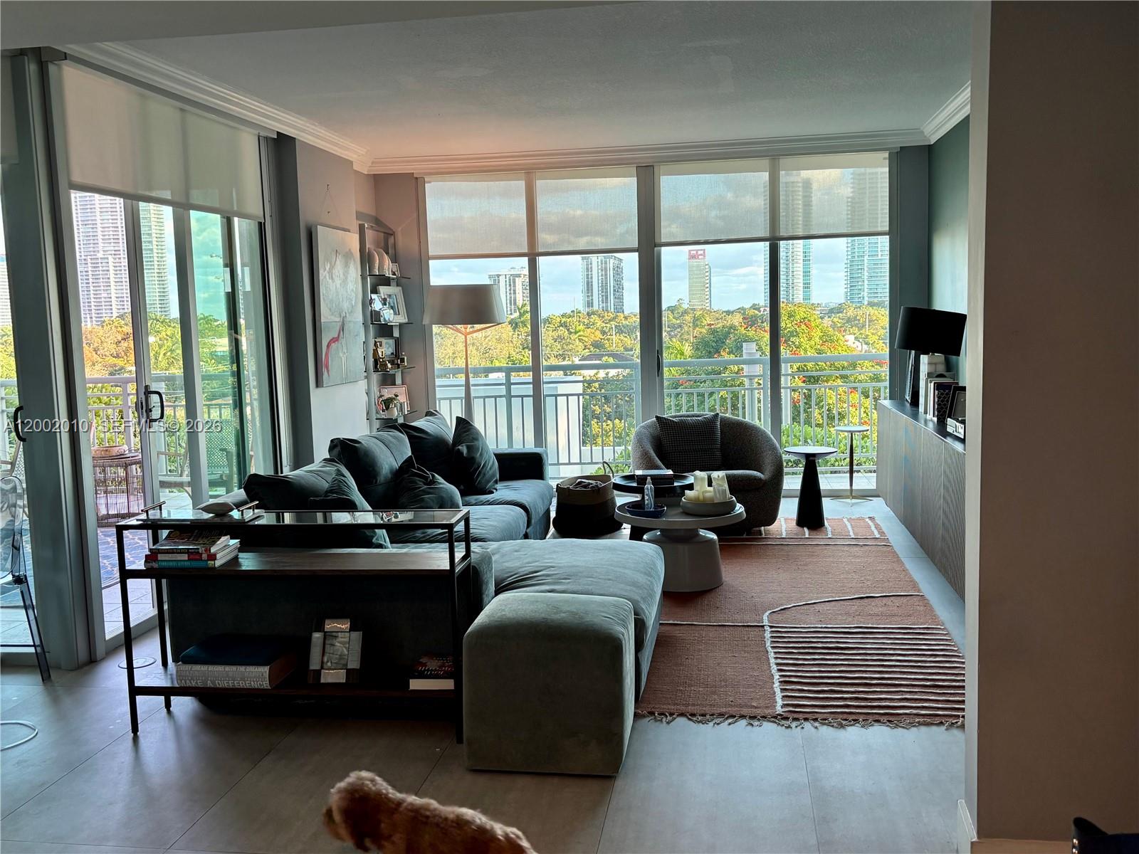 ROADS AT 21ST CONDO - Residential