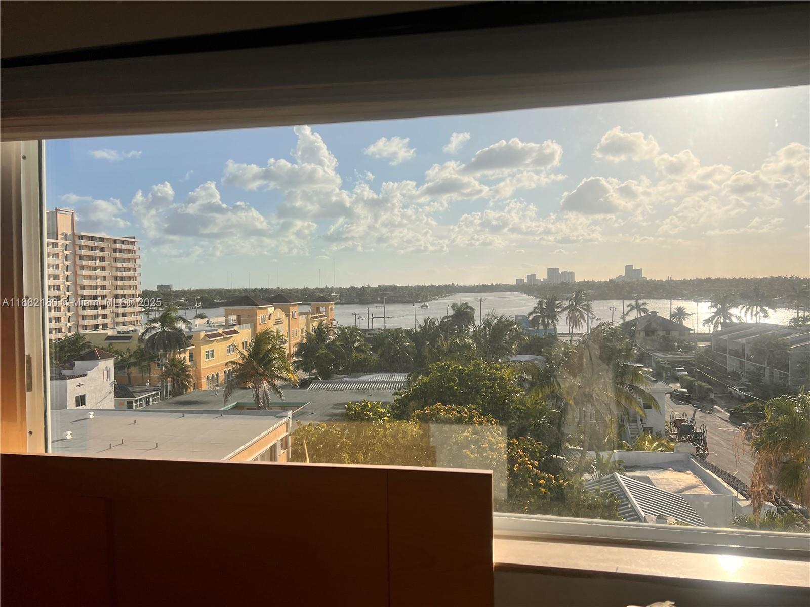 MAINSAIL CONDOMINIUM - Residential Lease