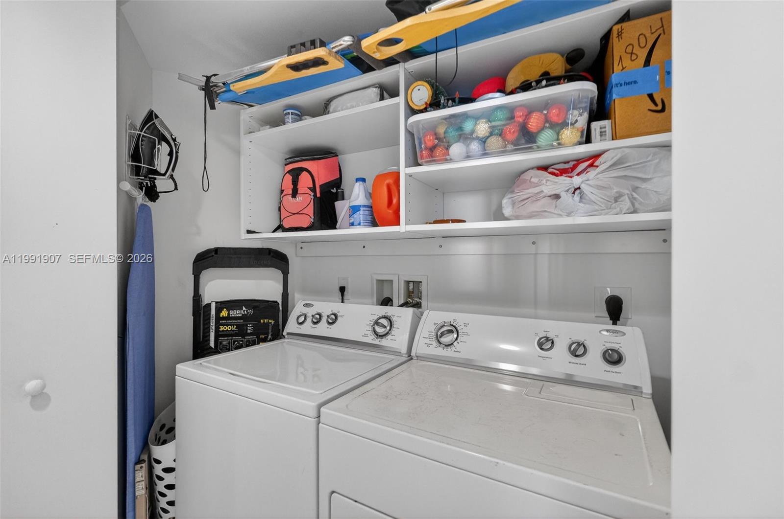 ST TROPEZ ON THE BAY III - Residential