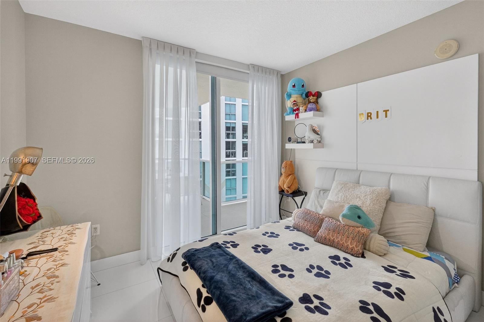 ST TROPEZ ON THE BAY III - Residential