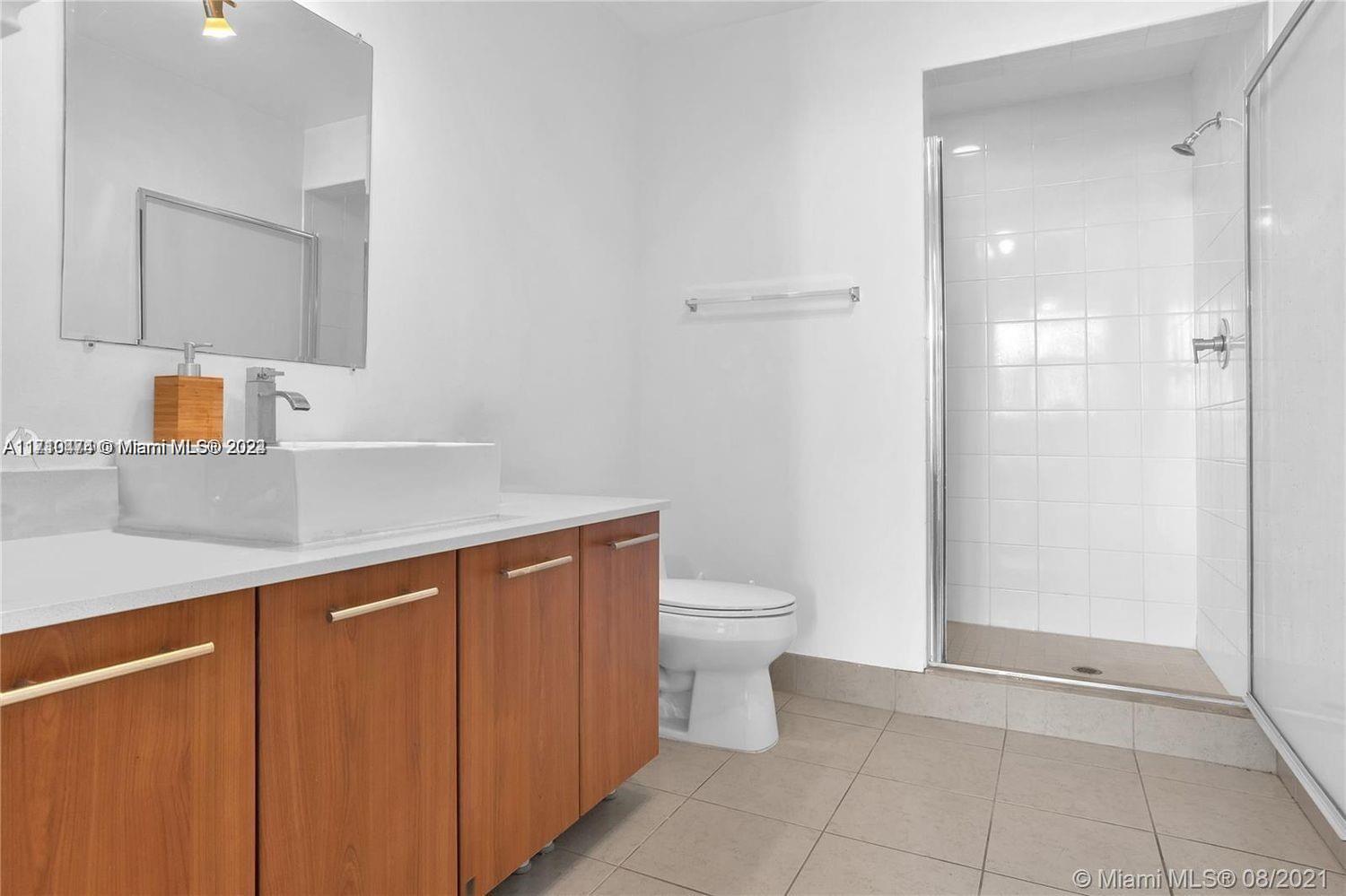 FOUR MIDTOWN MIAMI CONDO - Residential Lease